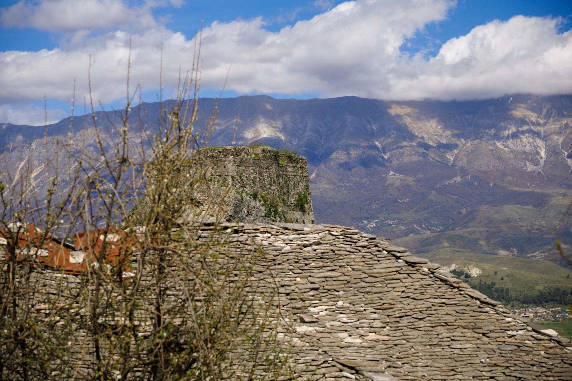Guesthouse 1805 Gjirokaster Luaran gambar