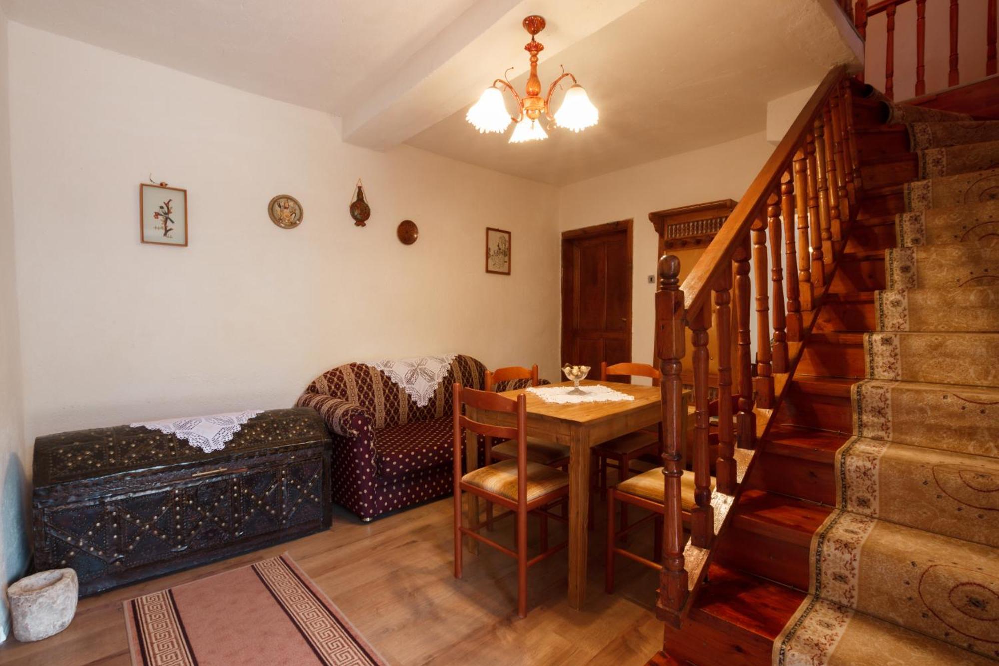 Guesthouse 1805 Gjirokaster Luaran gambar