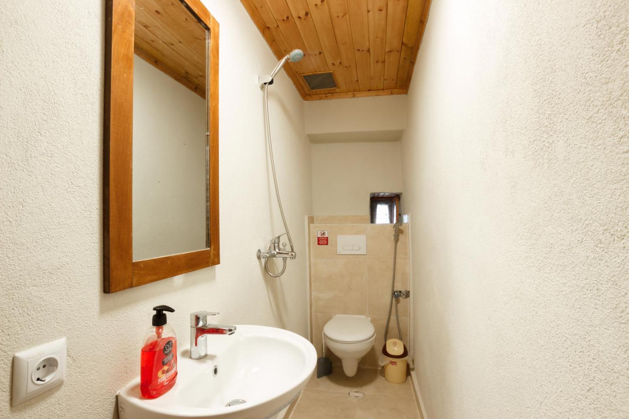 Guesthouse 1805 Gjirokaster Luaran gambar