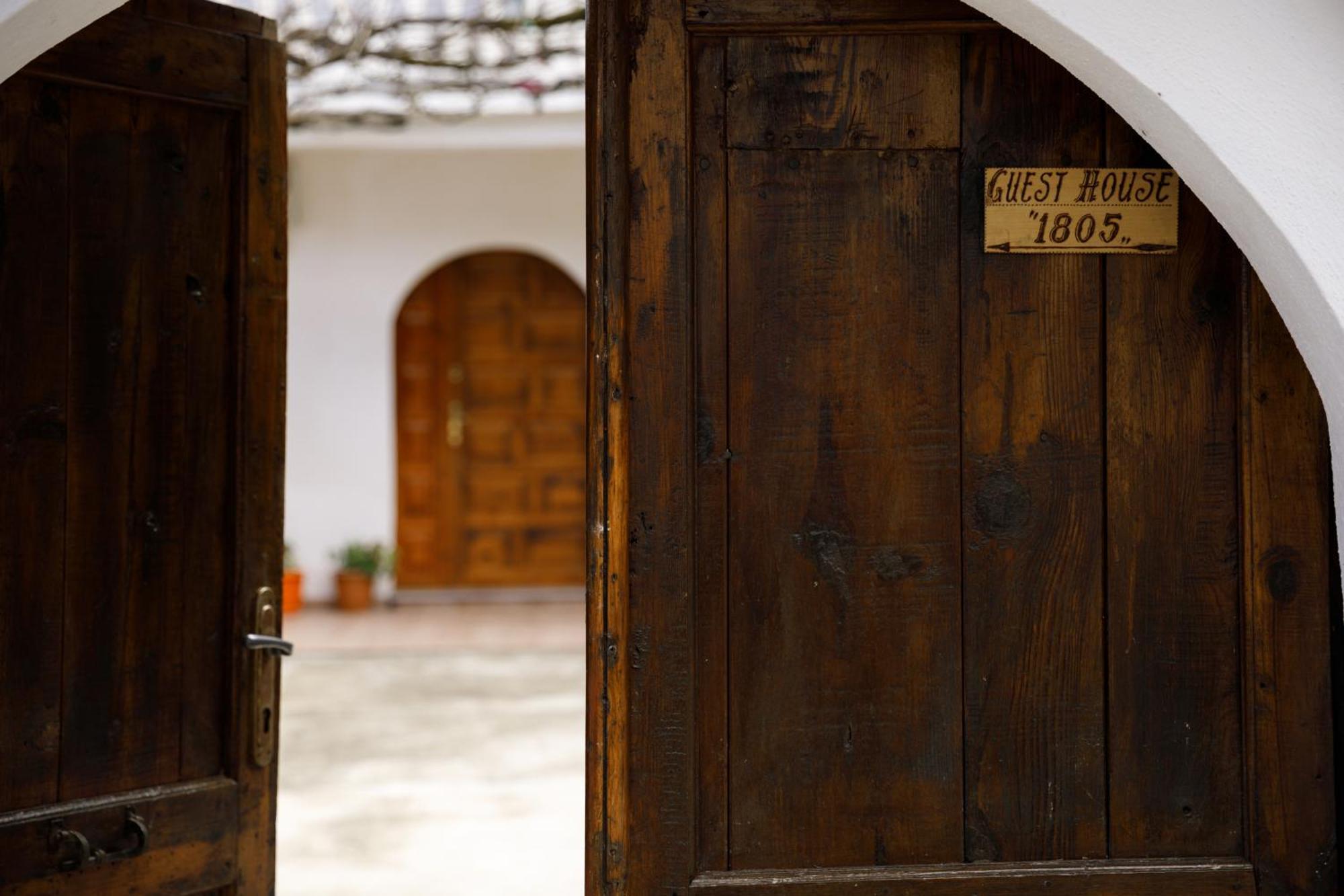 Guesthouse 1805 Gjirokaster Luaran gambar